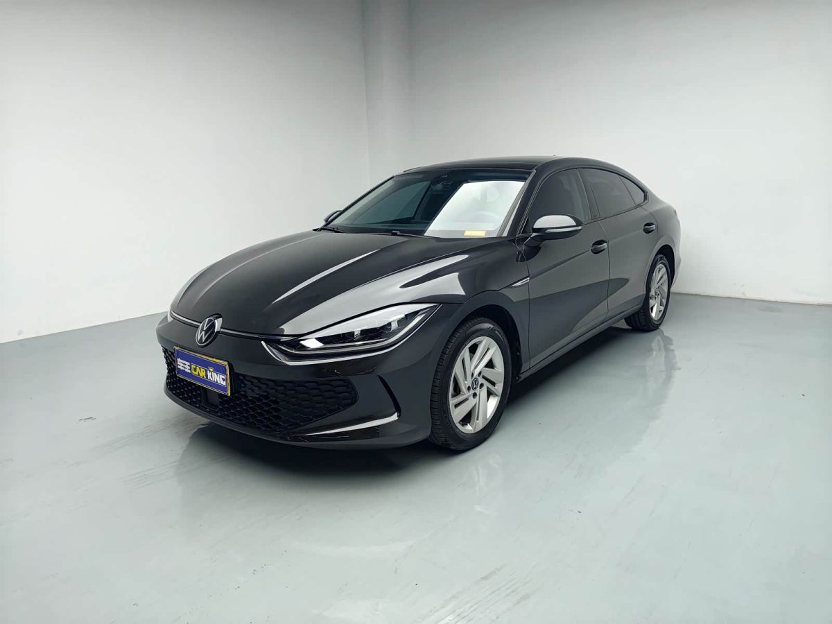 Volkswagen Lamando, 2023 г., чёрный, 30 000 км Volkswagen Lamando 2022 Lamando L 280TSI DSG комплектация «Сюаньла»