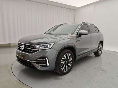 Volkswagen Tayron, 2023 г., серебристый / серый, 41 000 км Volkswagen Tayron 2023 380TSI полный привод R-Line исполнение «Гаонэн»