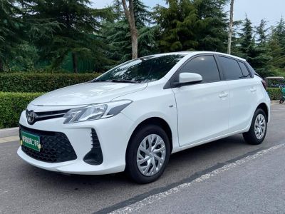 Toyota Levin, 2024 г., белый, 43 100 км Toyota 威驰FS, 2021 г., белый, 66 000 км