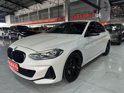 BMW 1 серия, 2022 г., белый, 60 000 км BMW 1 серия 2022 125i пакет M Sport, исполнение «Ночь»