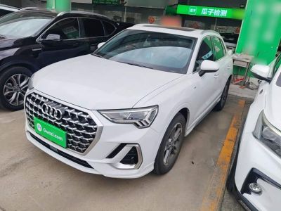 Audi Q3, 2023 г., белый, 21 000 км Audi 奥迪Q3, 2023 г., белый, 22 000 км