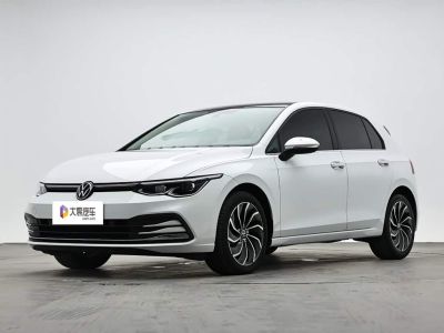 Volkswagen Golf, 2023 г., белый, 35 500 км Volkswagen Golf 2023 280TSI DSG Pro