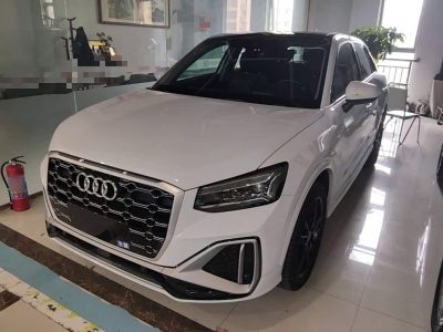 Audi Q2L, 2023 г., белый, 69 000 км Audi 奥迪Q2L, 2023 г., белый, 69 800 км