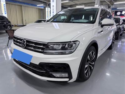 Volkswagen Tiguan L, 2021 г., белый, 58 000 км Volkswagen Tiguan L 2021 330TSI автомат одна ведущая ось R-Line Флагман