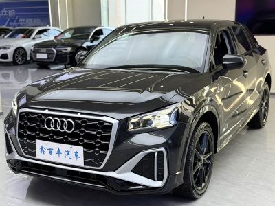 Audi 奥迪Q2L, 2022 г., чёрный, 30 000 км