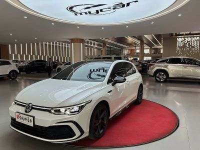 Volkswagen Golf, 2023 г., белый, 14 000 км Volkswagen Golf 2023 обновлённая версия 280TSI DSG R-Line Lite