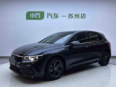 Volkswagen Golf, 2023 г., серебристый / серый, 68 200 км Volkswagen Golf 2023 обновлённая версия 280TSI DSG R-Line Lite