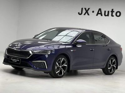 Skoda 明锐, 2022 г., синий, 27 000 км