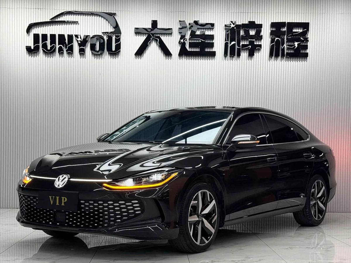 Volkswagen Lamando, 2023 г., чёрный, 27 000 км Volkswagen Lamando 2023 Lamando L 280TSI DSG комплектация «Кула»