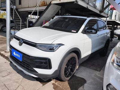 Volkswagen Tharu 2025 исполнение «Синьжуй» 1.5L комплектация «Руйи»