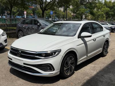 Volkswagen Bora 2023 200TSI DSG комплектация «Чжисин»