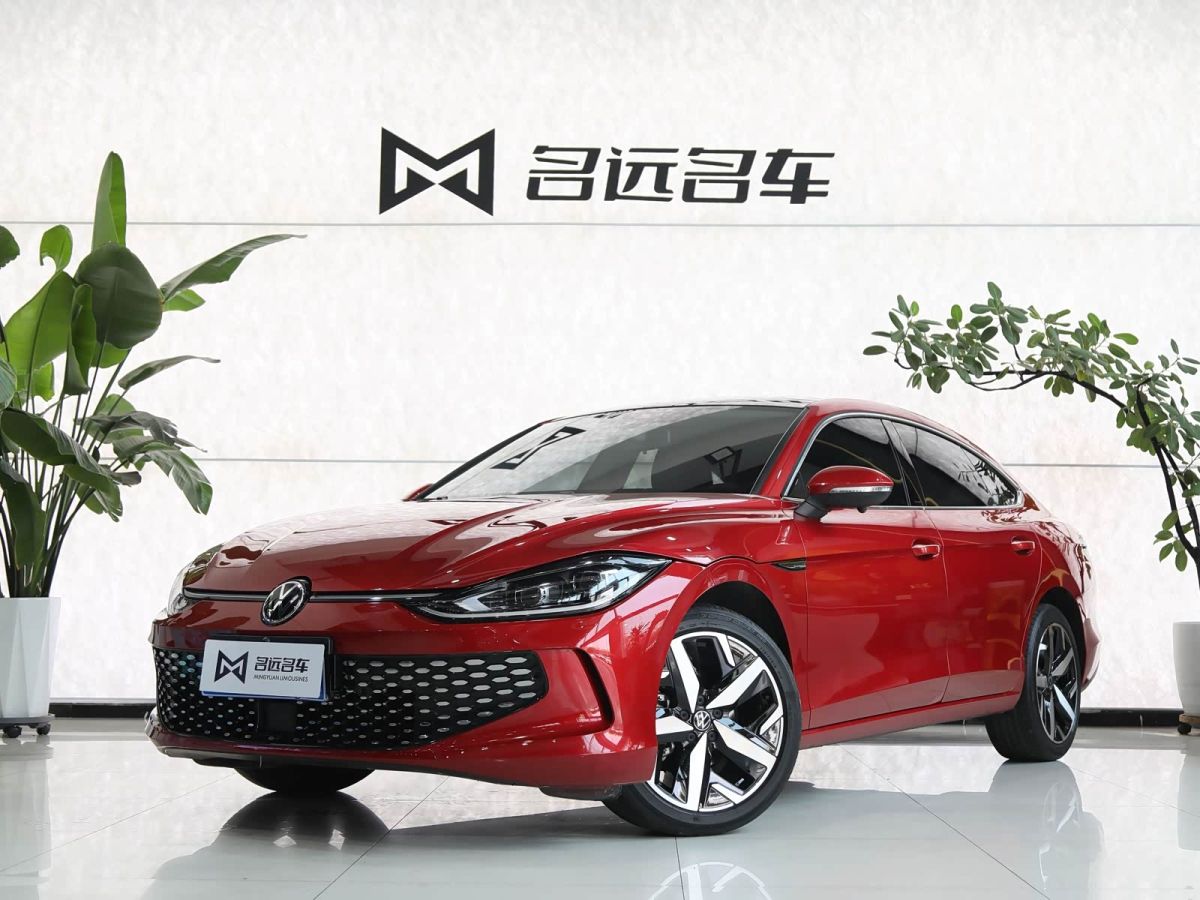 Volkswagen Lamando, 2023 г., красный / фиолетовый, 25 000 км Volkswagen Lamando 2023 Lamando L 280TSI DSG комплектация «Кула»