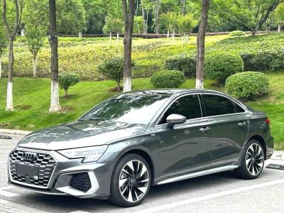 Audi A3, 2023 г., серебристый / серый, 24 000 км