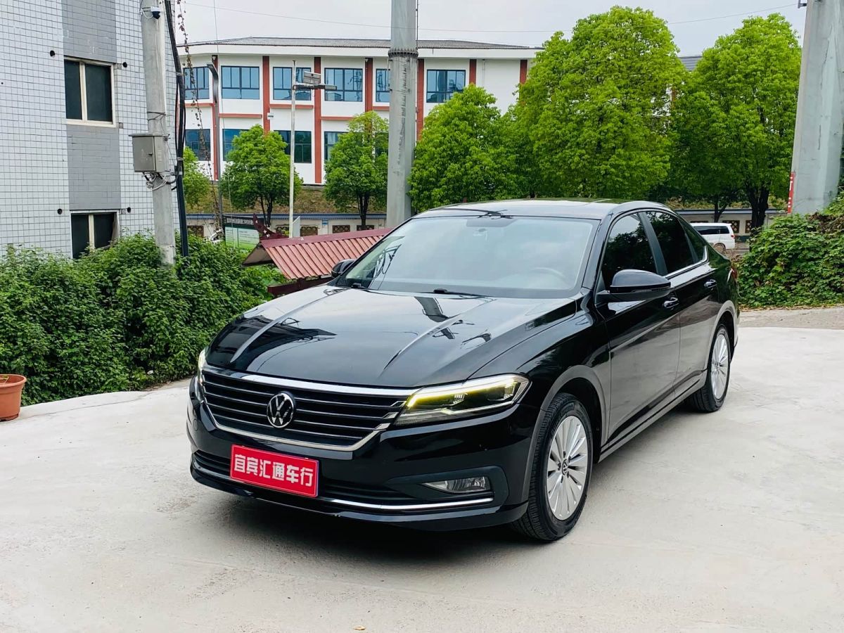 Volkswagen Lavida 2021 1.5L Автомат Комфорт