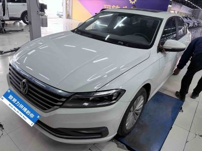 Volkswagen Lavida, 2021 г., белый, 40 000 км Volkswagen Lavida 2022 1.5L автомат Обзор версия