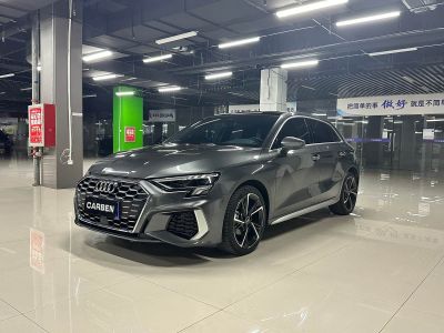 Audi A3, 2023 г., серебристый / серый, 19 000 км