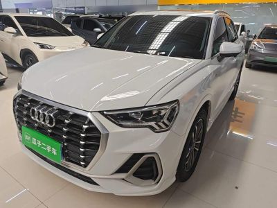 Audi Q3, 2021 г., белый, 72 100 км Audi 奥迪Q3, 2021 г., белый, 72 100 км