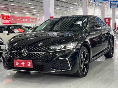Volkswagen Passat, 2024 г., чёрный, 39 000 км Volkswagen Passat 2024 380TSI исполнение «Звёздное небо» комплектация «Элита»