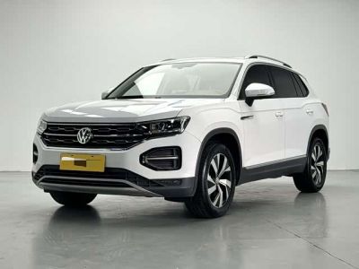 Volkswagen Tayron, 2022 г., белый, 59 000 км Volkswagen Tayron 2021 330TSI одна ведущая ось комплектация «Люкс Чжилянь»