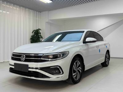 Volkswagen Bora, 2022 г., белый, 38 000 км Volkswagen Bora 2023 200TSI DSG Юэсин версия