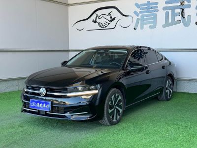 Volkswagen Magotan, 2025 г., серебристый / серый, 26 000 км Volkswagen Magotan 2024 300TSI DSG комплектация «Эксклюзив» пакет «Сяньянь»