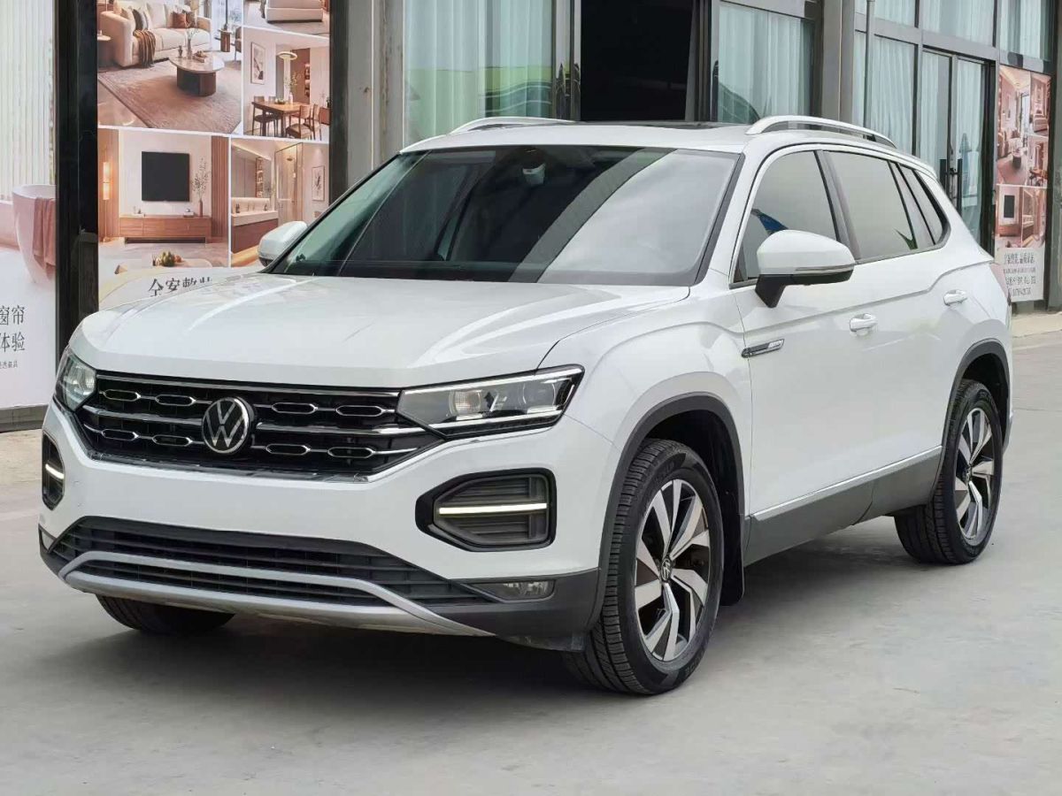 Volkswagen Tayron 2022 330TSI одна ведущая ось комплектация «Люкс Чжилянь»