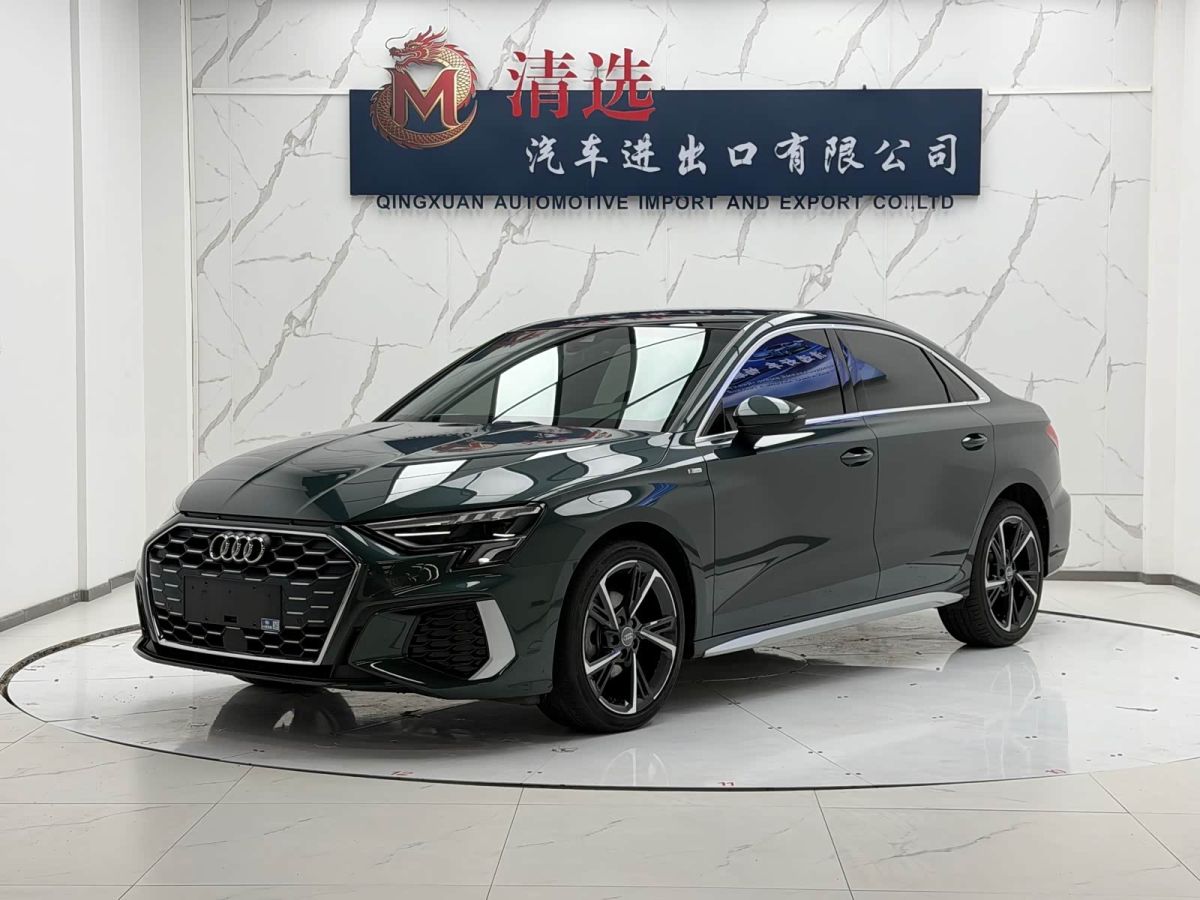 Audi A3, 2022 г., зелёный, 67 000 км Audi A3, 2022 г., зелёный, 67 000 км