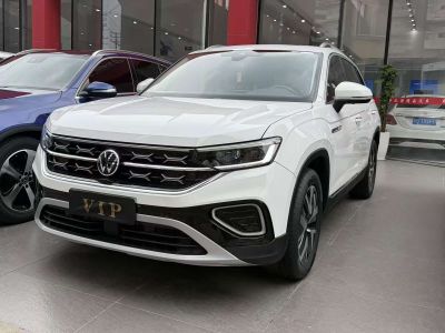 Volkswagen Tayron, 2024 г., белый, 30 000 км Volkswagen Tayron 2024 300TSI одна ведущая ось комплектация «Люкс Plus», исполнение «Цзиньцзе»