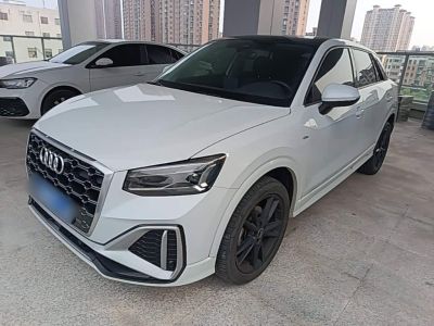 Audi Q2L, 2023 г., белый, 69 000 км Audi 奥迪Q2L, 2023 г., белый, 73 900 км