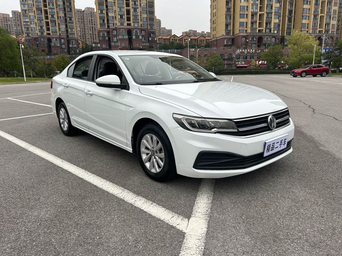 Volkswagen Bora, 2021 г., белый, 51 000 км Volkswagen Bora 2021 1.5L автомат Стиль Чжилянь версия