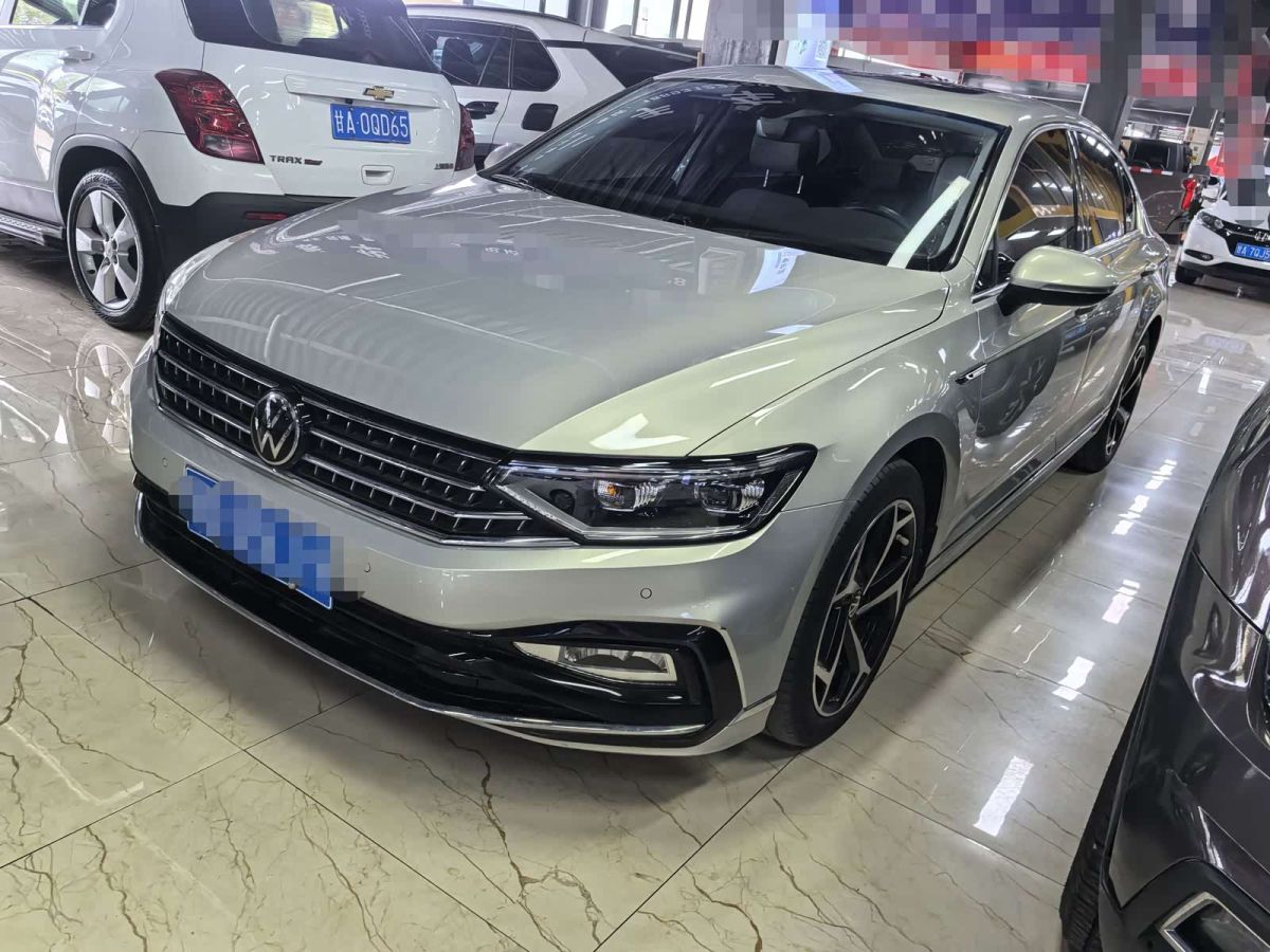 Volkswagen Magotan 2023 200 × десять тысяч выпущенных автомобилей, юбилейная серия 330TSI DSG Люкс