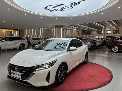 Nissan Sylphy, 2024 г., белый, 64 000 км