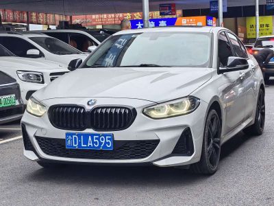 BMW 1 серия, 2022 г., синий, 70 000 км BMW 1 серия 2022 125i пакет M Sport, исполнение «Ночь»