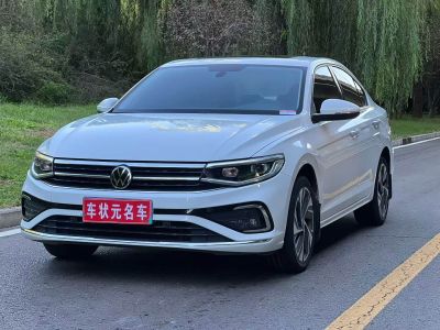 Volkswagen Bora, 2023 г., белый, 29 000 км Volkswagen Bora 2023 200TSI DSG Юэсин версия