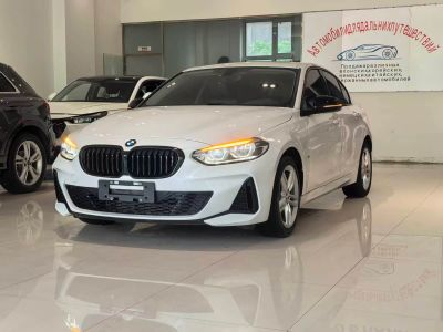 BMW 1 серия 2023 120i M运动曜熠版