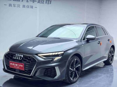 Audi A3, 2022 г., серебристый / серый, 32 000 км Audi A3, 2022 г., серебристый / серый, 38 000 км