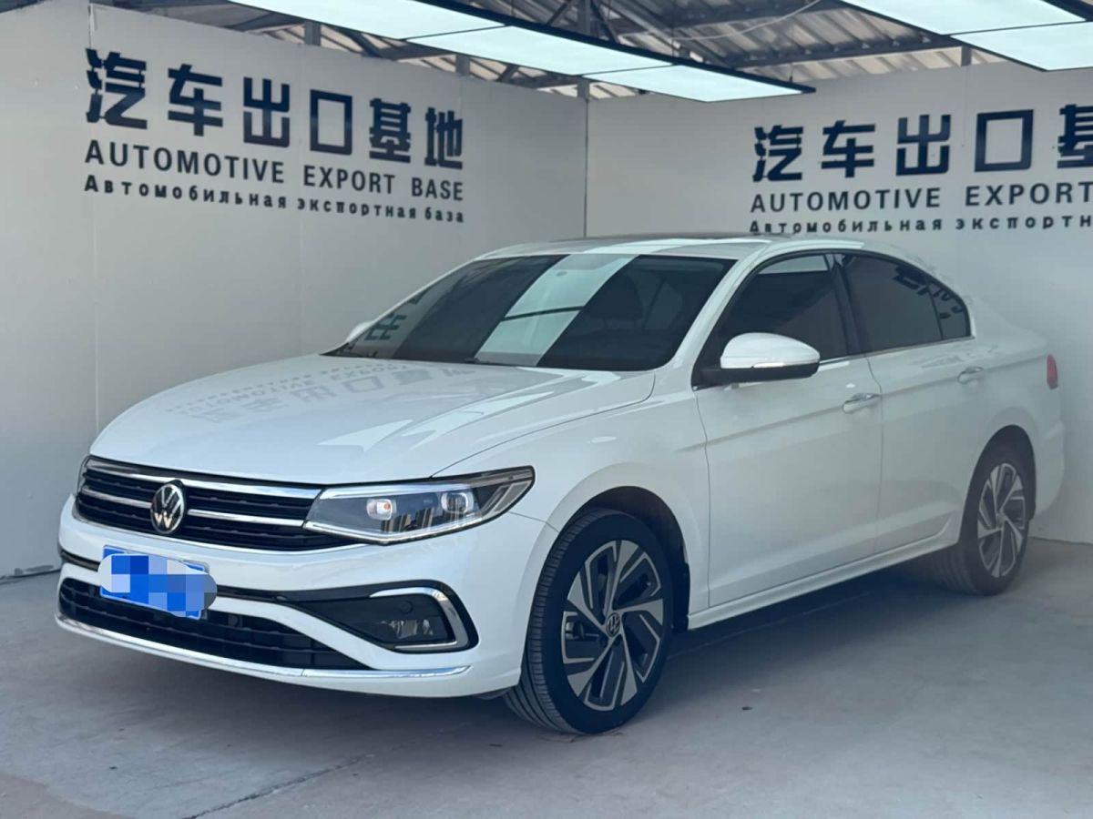 Volkswagen Bora, 2023 г., белый, 33 000 км Volkswagen Bora 2023 200TSI DSG Юэсин PROверсия