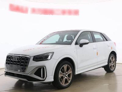 Audi Q2L, 2022 г., белый, 52 000 км Audi 奥迪Q2L, 2022 г., белый, 78 000 км