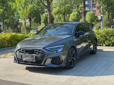 Audi A3, 2022 г., серебристый / серый, 16 300 км Audi A3, 2022 г., серебристый / серый, 30 000 км