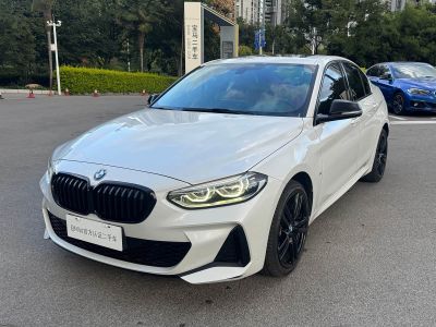 BMW 1 серия 2023 125i пакет M Sport, исполнение «Ночь»