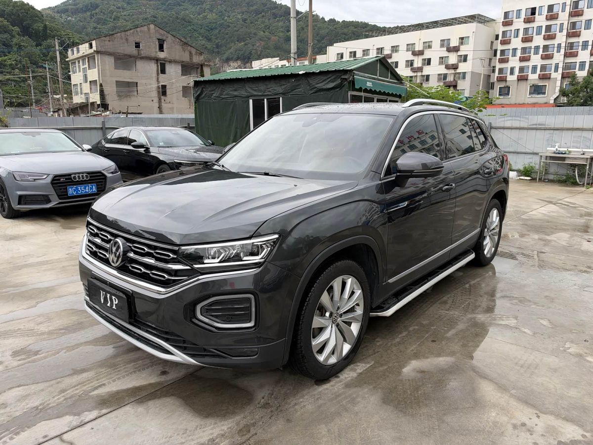 Volkswagen Tayron, 2021 г., чёрный, 62 200 км Volkswagen Tayron 2021 380TSI полный привод комплектация «Люкс Чжилянь» Pro