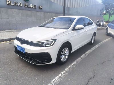 Volkswagen Lavida 2023 исполнение «Синьжуй» 1.5L автомат комплектация «Синьи»