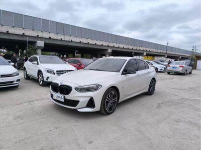 BMW 1 серия 2022 125i пакет M Sport, исполнение «Ночь»