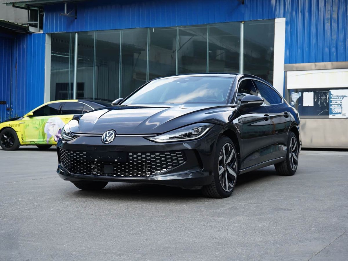 Volkswagen Lamando, 2024 г., чёрный, 26 000 км Volkswagen Lamando 2024 Lamando L 280TSI DSG комплектация «Кула»