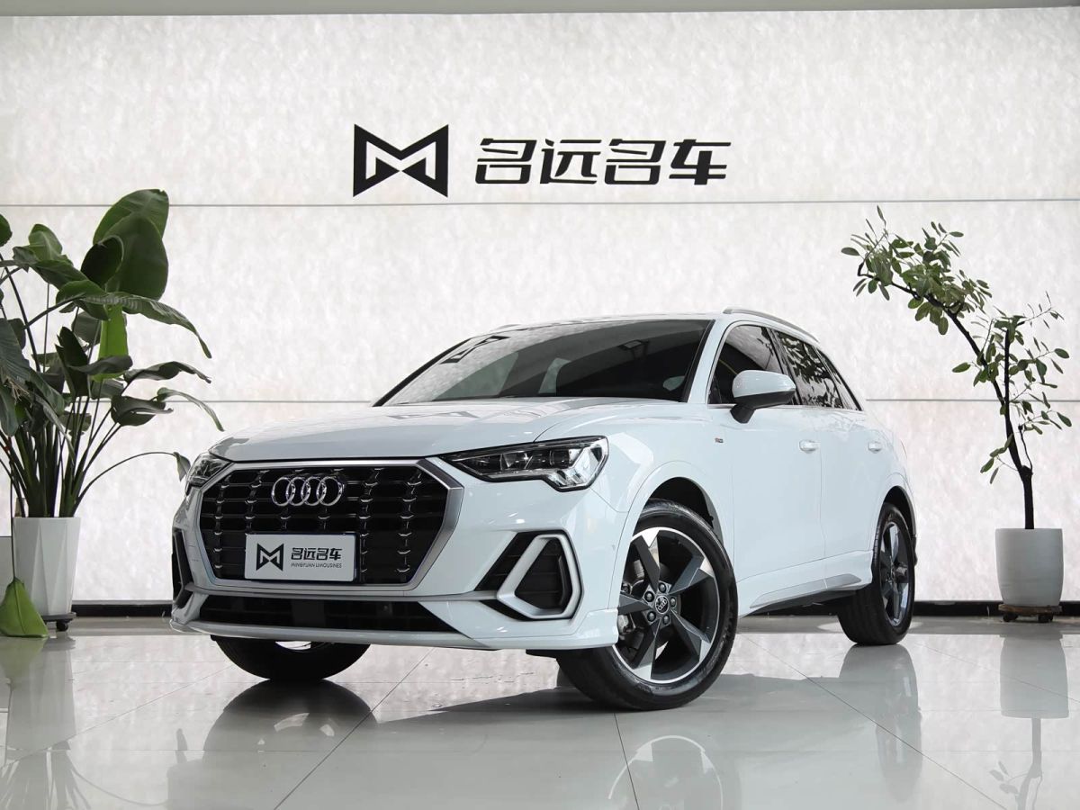Audi 奥迪Q3, 2022 г., белый, 43 000 км