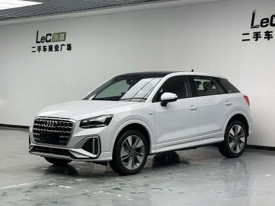 Audi Q2L, 2026 г., белый, 100 км Audi 奥迪Q2L, 2026 г., белый, 100 км