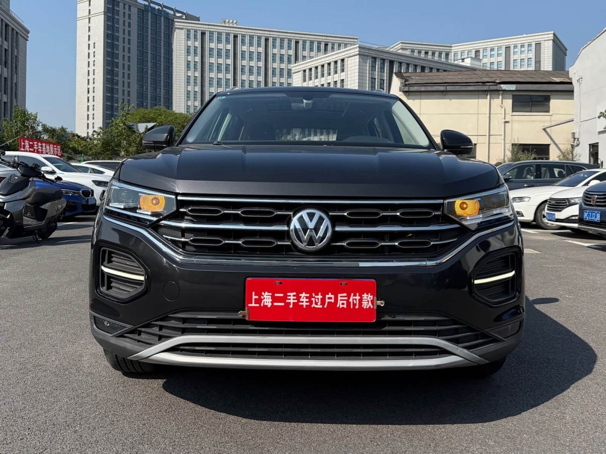 Volkswagen Tayron, 2022 г., чёрный, 64 000 км Volkswagen Tayron 2022 330TSI одна ведущая ось комплектация «Люкс Чжилянь»