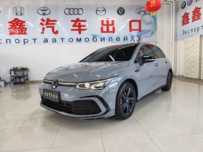 Volkswagen Golf, 2022 г., серебристый / серый, 29 000 км Volkswagen Golf 2023 280TSI DSG R-Line Lite