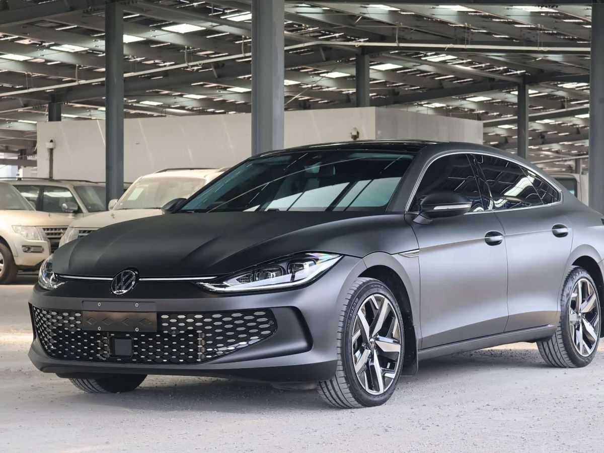 Volkswagen Lamando, 2023 г., серебристый / серый, 38 000 км Volkswagen Lamando 2022 Lamando L 280TSI DSG комплектация «Кула»