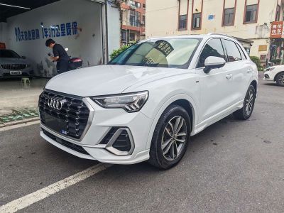 Audi Q3, 2021 г., белый, 61 000 км Audi 奥迪Q3, 2021 г., белый, 63 000 км